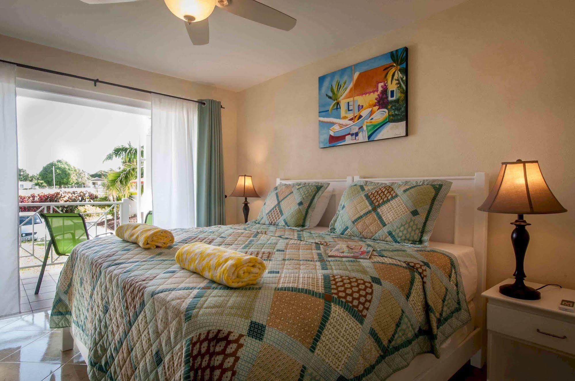 Lantana Barbados Condos 세인트 제임스 외부 사진