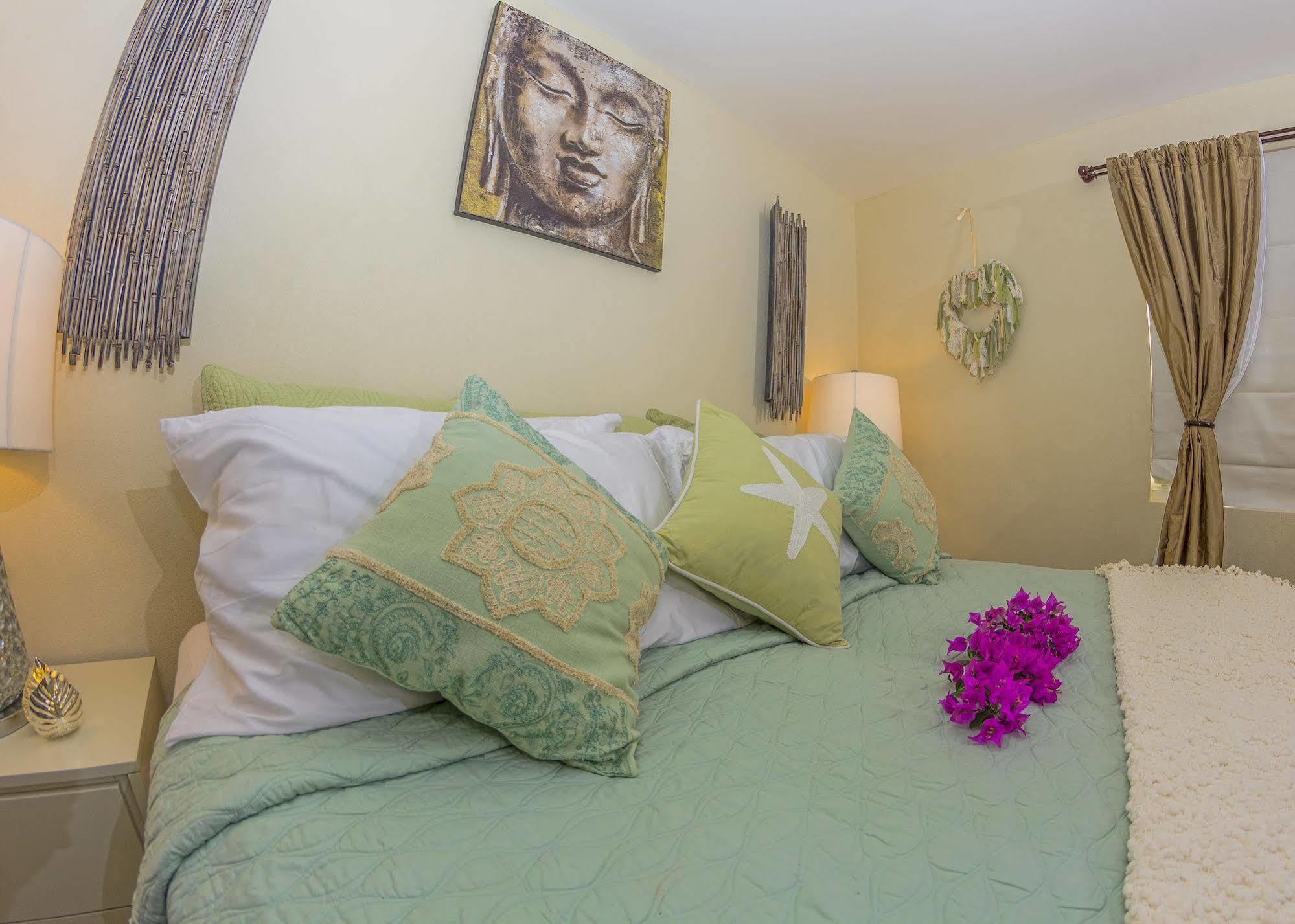 Lantana Barbados Condos 세인트 제임스 외부 사진